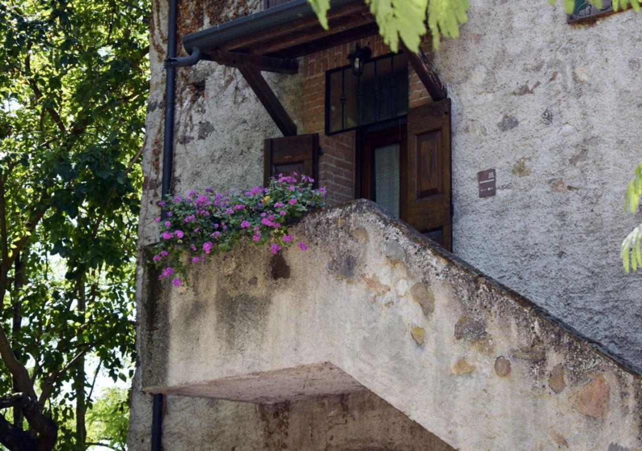 Casa Vacanze Cascina Campagnola Pozzolengo Luaran gambar