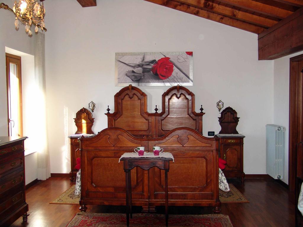 Casa Vacanze Cascina Campagnola Pozzolengo Luaran gambar